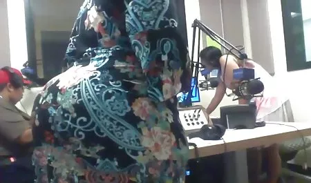 Toket bokep bule vs asian Kencang Ibu Mengajarkan Bagaimana Muncrat
