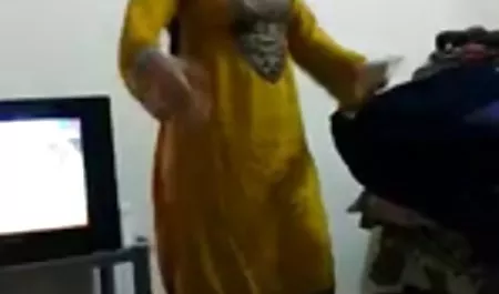 Lubang besar cewek seksi di stoking kacau video asian bokep